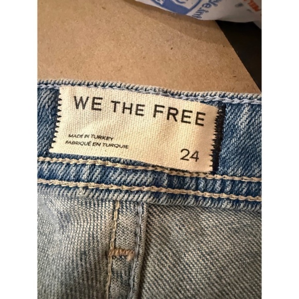 Free People Love Bomb Flare Jeans Light Wash Denim Size 24 NWT - Picture 6 of 9